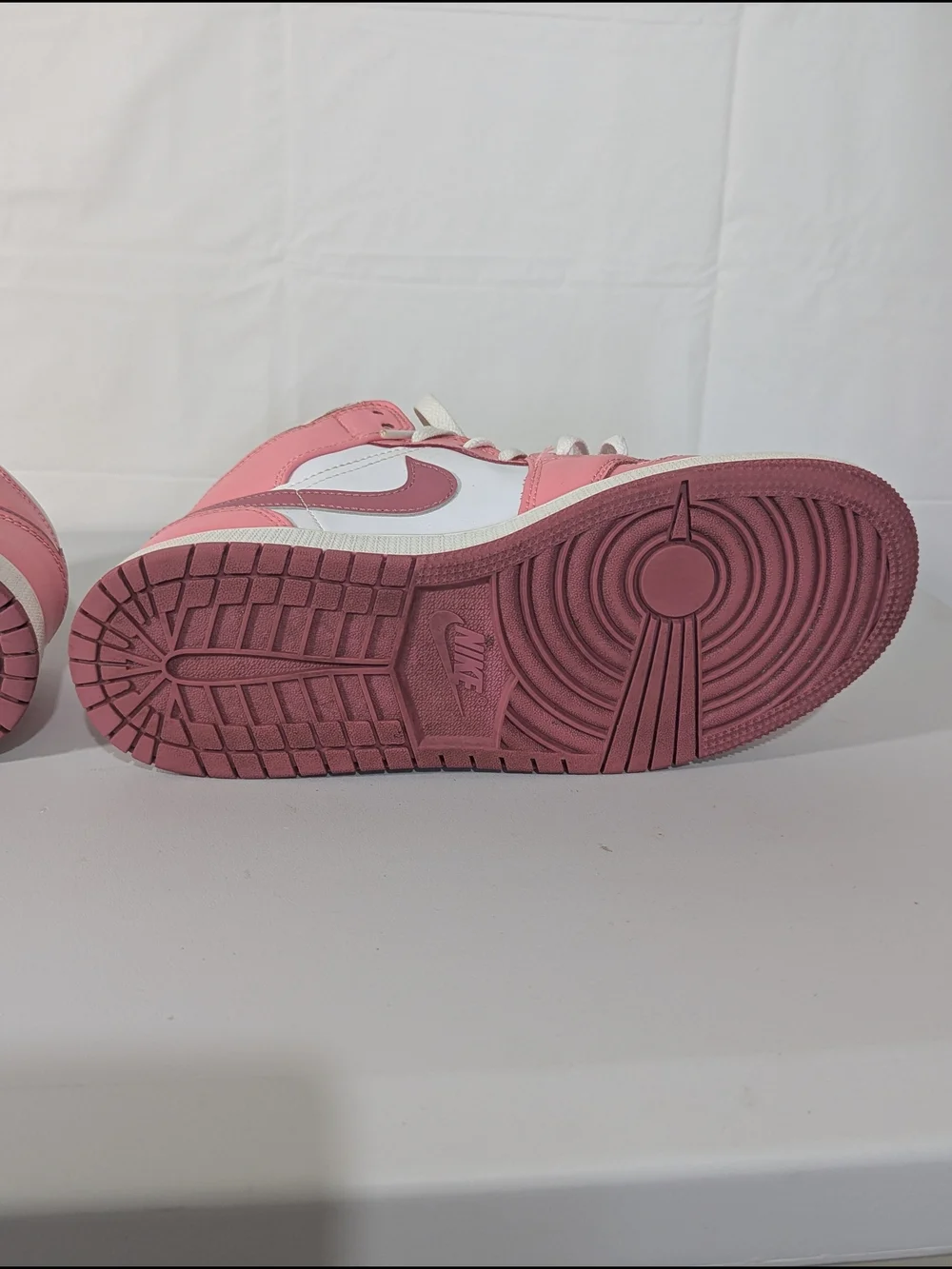 Nike Air Jordan 1 Mid GS Valentine's Day 2023 Sneakers